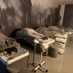 Trensy Nails Wax & Spa