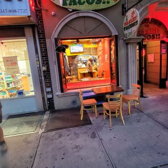 Orale Tacos - the outside of a restaurant - Tacos Near Me - Astoria, New York