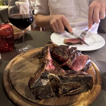 Da Lino - Florentine steak - Italian Near Me - Florence, FI