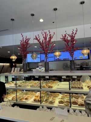 Sweet Hut Bakery Cafe by null