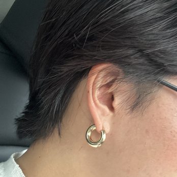 Salon Bellizima - Like what even is that small hair cut?? - Hair Salons Near Me - Pico Rivera, California Salon Bellizima - Like what even is that small hair cut?? - Hair Salons Near Me - Pico Rivera, California