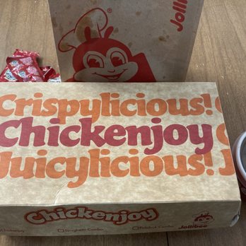 Jollibee - Packaging - Chicken Shop Near Me - Jersey City, New Jersey Jollibee - Packaging - Chicken Shop Near Me - Jersey City, New Jersey