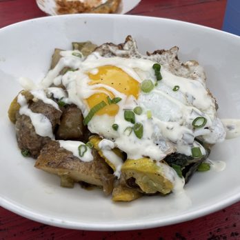 PaveMint Taphouse and Grill - Potato hash - Bars Near Me - Front Royal, Virginia
