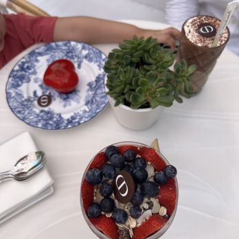 Dior Cafe - Coffee & Tea Near Me - Miami, Florida Dior Cafe - Coffee & Tea Near Me - Miami, Florida