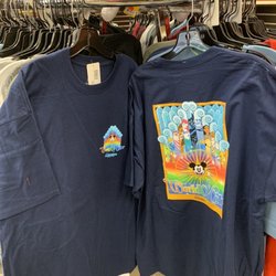 Theme Park outlet - World of Color shirt