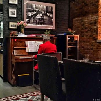 Restaurant Kubicki - Mit Klavierspieler im Restaurant (04/2023) - Polish Near Me - Gdańsk, PM Restaurant Kubicki - Mit Klavierspieler im Restaurant (04/2023) - Polish Near Me - Gdańsk, PM