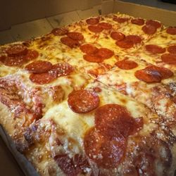 O'connor's Deli - Square pepperoni