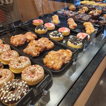 dot donuts & baked goods - Donuts Near Me - Vancouver, Washington