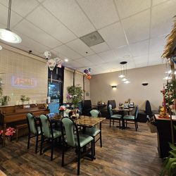 Happy Bamboo - Dining area
