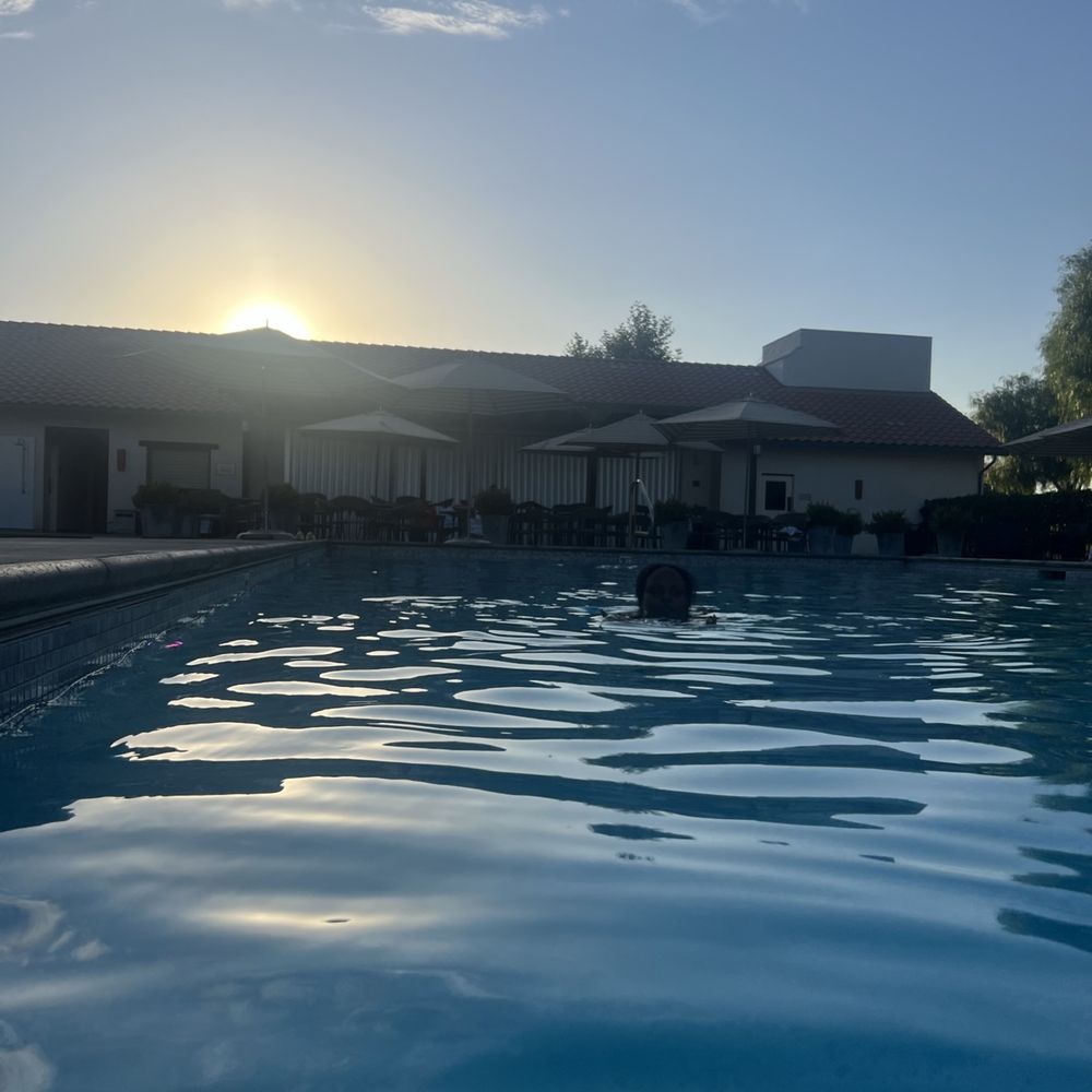 Ponte Vineyard Inn - Sunset by the pool - Hotels Near Me - Temecula, California Ponte Vineyard Inn - Sunset by the pool - Hotels Near Me - Temecula, California