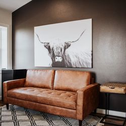 5 Family Ranch - The groom's suite is a great place for the groom to hang out with his guys at 5 Family Ranch.