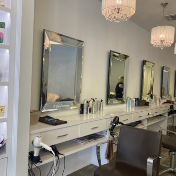 The Blowzone - Interior - Makeup Artists Near Me - Palm Beach Gardens, Florida