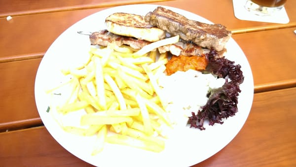 Photo of Gasthaus Zum Maibaum - München, BY, DE.