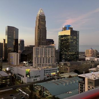 Fahrenheit Charlotte - New American Near Me - Charlotte, North Carolina