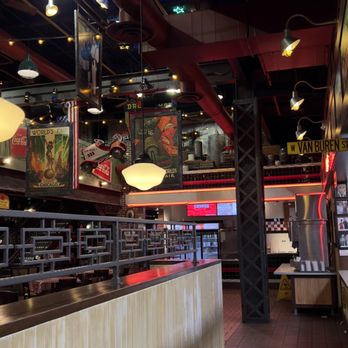 PORTILLO’S CHICAGO - CANAL AND TAYLOR - Updated May 2024 - 754 Photos ...