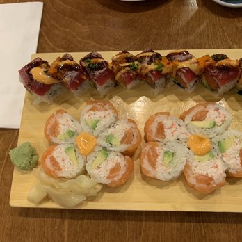 MOMO Sushi - Peach blossom and smoke tuna rolls - Sushi Bars Near Me - Mill Creek, Washington MOMO Sushi - Peach blossom and smoke tuna rolls - Sushi Bars Near Me - Mill Creek, Washington