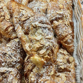 Le Panier - Croissant - Bakeries Near Me - Seattle, Washington Le Panier - Croissant - Bakeries Near Me - Seattle, Washington