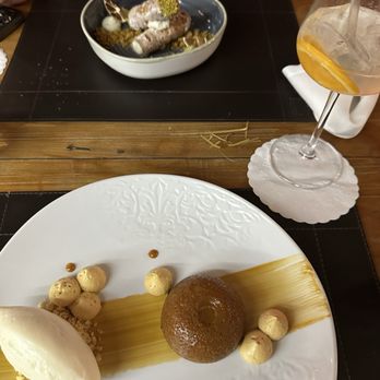 Bona Trattoria - Cannolis and Dulce de leche - Italian Near Me - Foz do Iguaçu, Puerto Rico