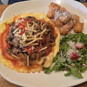 Bluberry Social - Brisket Hash Omelette - Breakfast & Brunch Near Me - Irvine, California Bluberry Social - Brisket Hash Omelette - Breakfast & Brunch Near Me - Irvine, California