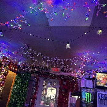 Bones French Quarter - Ambiance - Dive Bars Near Me - Ballwin, Missouri Bones French Quarter - Ambiance - Dive Bars Near Me - Ballwin, Missouri