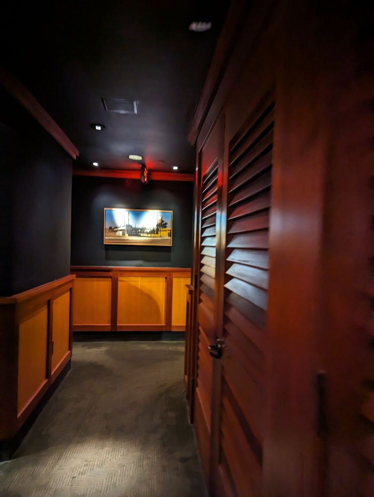 Hillstone Restaurant