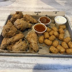 Wing King Grill And Tap - Wings & Tots