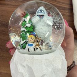 The Cozy Cabin - Snow Globe