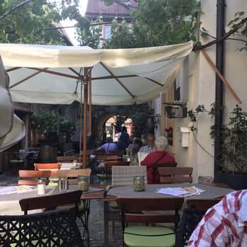 Hinterhöfle - Beer Garden Near Me - Volkach, BY