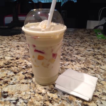 La Michoacana Bella - Piña colada yogurt parfait. Seriously delicious!!!! - Ice Cream & Frozen Yogurt Near Me - Highland Park, Illinois