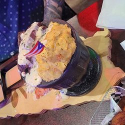 Como En Casa - Mofongo con churrasco al ajillo