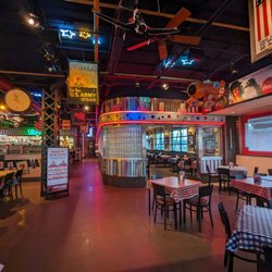 Portillo's Champaign - As you walk in...
