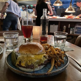 The Crunkleton - Waygu burger and fries - Cocktail Bars Near Me - Charlotte, North Carolina The Crunkleton - Waygu burger and fries - Cocktail Bars Near Me - Charlotte, North Carolina