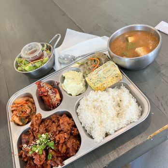 Big Sister's Kitchen - Spicy pork with banchan and soup added - Barbeque Near Me - Duluth, Georgia