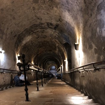 Champagne Pommery - Wineries Near Me - Reims, 51