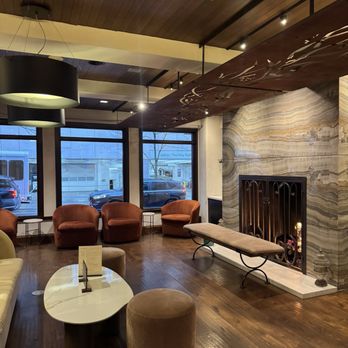 Kimpton Hotel Vintage Seattle - Lobby - Hotels Near Me - Seattle, Washington Kimpton Hotel Vintage Seattle - Lobby - Hotels Near Me - Seattle, Washington