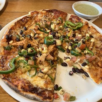California Pizza Kitchen - Pizza Near Me - Kailua, Hawaii