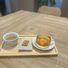 Seasonal loose leaf tea