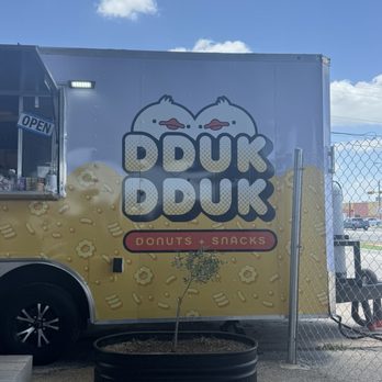 Dduk Dduk - Truck - Donuts Near Me - Austin, Texas