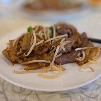 Joy City Restaurant - Beef Chow Fun (1/4 the whole dish) - Chinese Near Me - Elk Grove, California Joy City Restaurant - Beef Chow Fun (1/4 the whole dish) - Chinese Near Me - Elk Grove, California