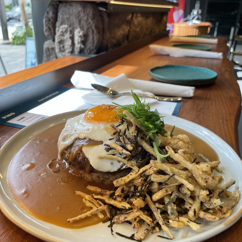 Piko Kitchen + Bar - Loco moco - Cocktail Bars Near Me - Honolulu, Hawaii Piko Kitchen + Bar - Loco moco - Cocktail Bars Near Me - Honolulu, Hawaii