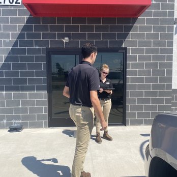 Club Car Wash - The manager that was walking away from me while I was still trying to talk to him. He was incredibly rude and disrespectful - Car Wash Near Me - Bloomington, Illinois Club Car Wash - The manager that was walking away from me while I was still trying to talk to him. He was incredibly rude and disrespectful - Car Wash Near Me - Bloomington, Illinois