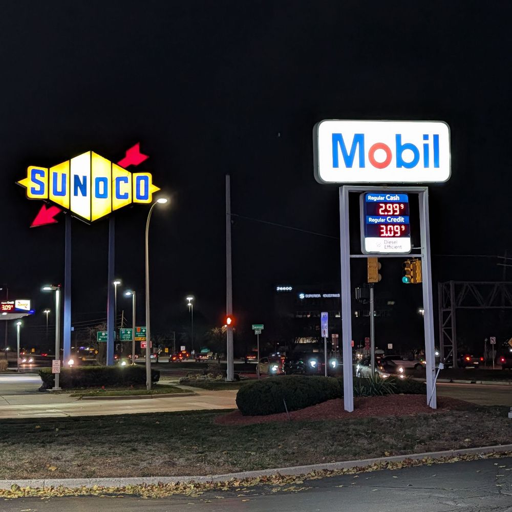 Mobil - November 14th 2025 prices - Gas Stations Near Me - Southfield, Michigan
