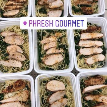 Phresh Gourmet - Here is a popular menu item: Chicken Garlic kale pasta with Parmesan cheese. - Food Delivery Services Near Me - Washington, DC, District of Columbia