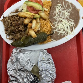 Supermercados Mexico - Carnitas plate - Grocery Near Me - Hillsboro, Oregon Supermercados Mexico - Carnitas plate - Grocery Near Me - Hillsboro, Oregon