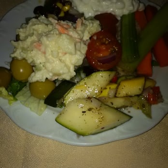 Golf's Steak House & Seafood - Prime rib, with soup and salad bar - Seafood Near Me - Kitchener, Ontario Golf's Steak House & Seafood - Prime rib, with soup and salad bar - Seafood Near Me - Kitchener, Ontario