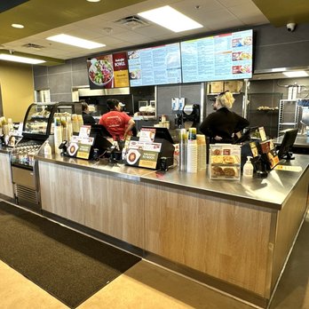 Jason's Deli - Counter Area - Delis Near Me - Overland Park, Kansas