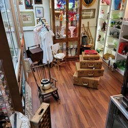 Antique Peddlers