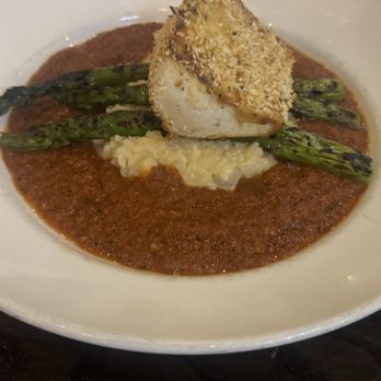 The Grand Marlin - Seafood Near Me - Gulf Breeze, Florida