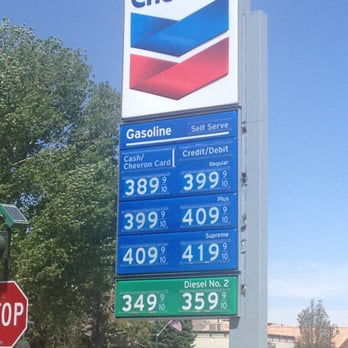 Chevron - Almost $4 smh - Gas Stations Near Me - Tehachapi, California