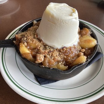 KP’s Kitchen - Apple crumble a la mode - New American Near Me - Houston, Texas
